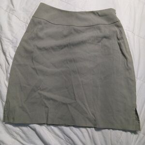 Amanda Smith Women's light green Pencil Skirt